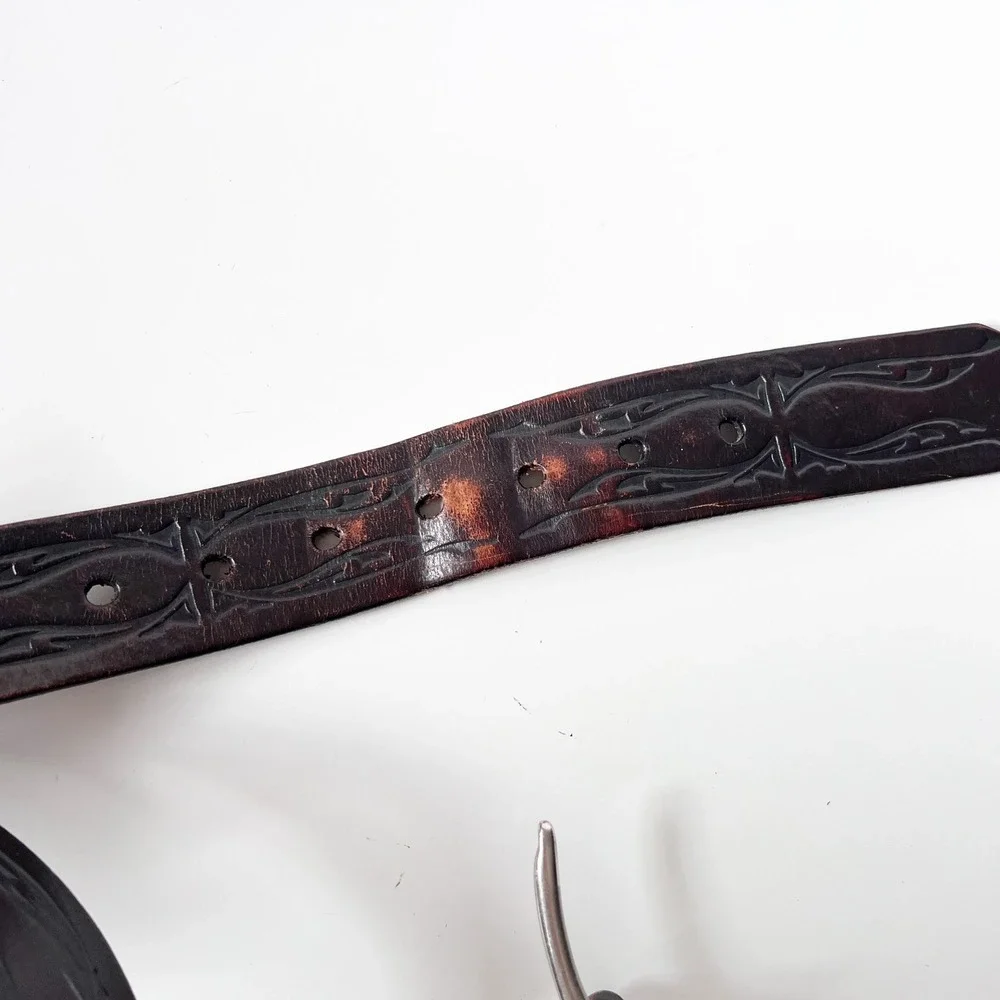 Vintage Levi's Leather Belt XL 42-44 Brown Tribal Embossed Distressed Biker Snap